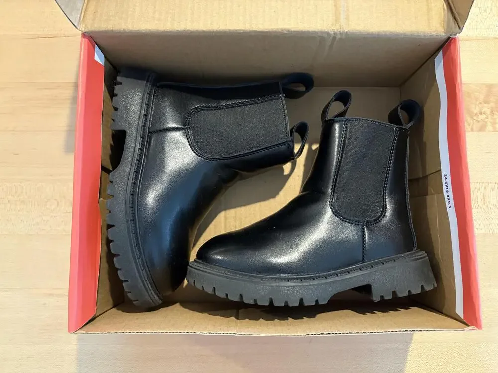 Zhemiti Xieye Boots Shoes Youth Size EUR 25 Black Faux Leather Zipper Pull On